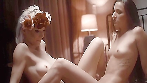 Sexy younger with my body bewaret speechless