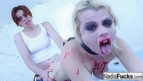 Blonde girl gets her pussy eaten