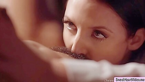 Hawt sweetheart has anal sex with a sexy blond