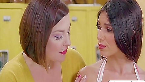 Mash pornosann particul streamser soci a ride with pvc